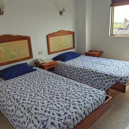Hotel Armont Calarcá Eksteriør billede